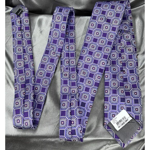 John W. Nordstrom Men’s Repp Tie Silk Necktie Purple Medallion Geometric Gifts
